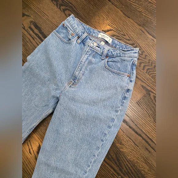 Abercrombie & Fitch 90's Straight Ultra High Rise CURVE LOVE 28/6 - Picture 2 of 5